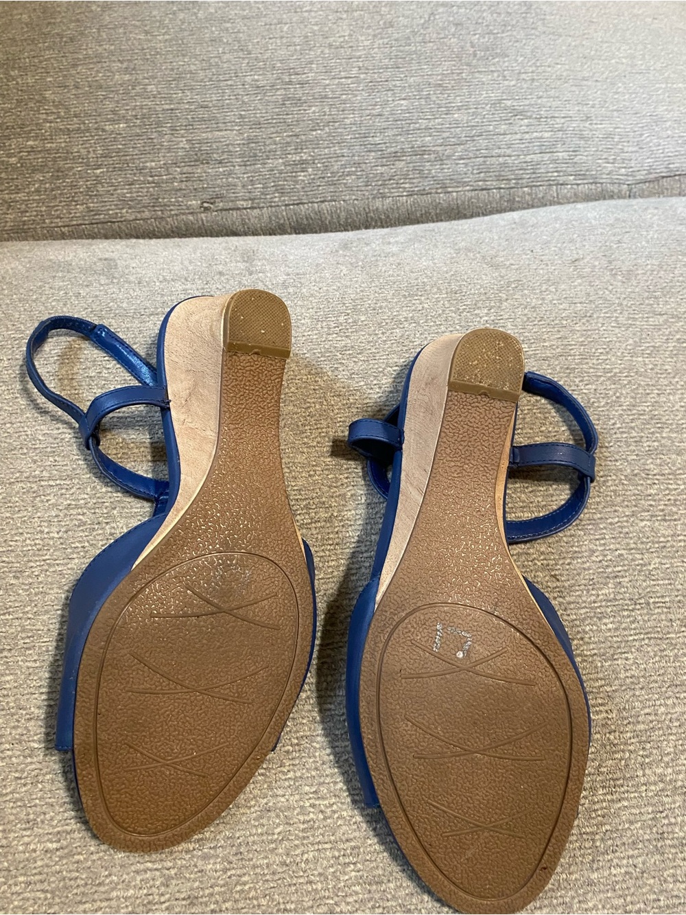 Impo Blue Kitten Heel T-Strap Sandals with Silver Accent - Picture 2 of 3